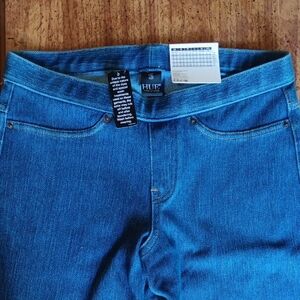 NWT HUE Original Denim Leggings Medium Wash